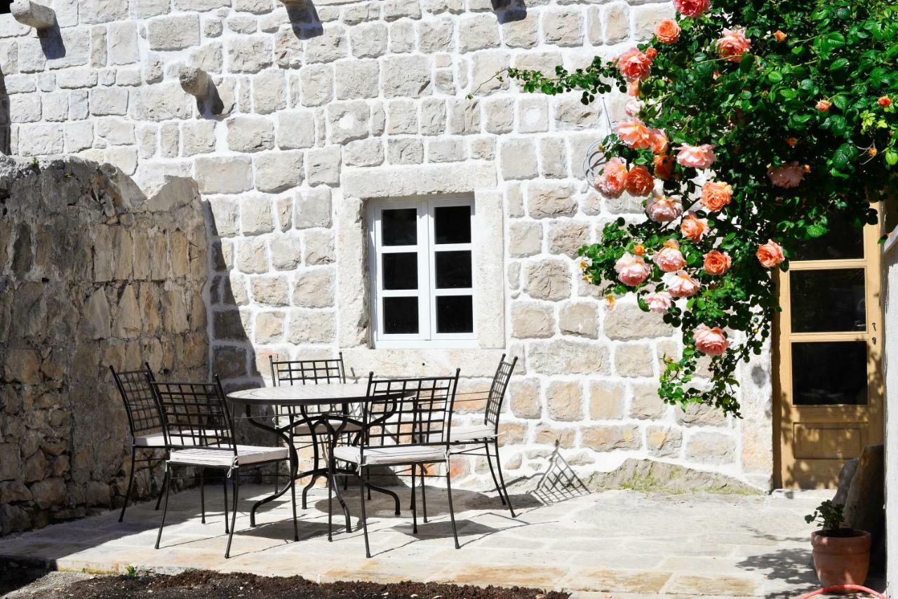 Apartmán Charming Stone House In Cavtat Old Town Exteriér fotografie